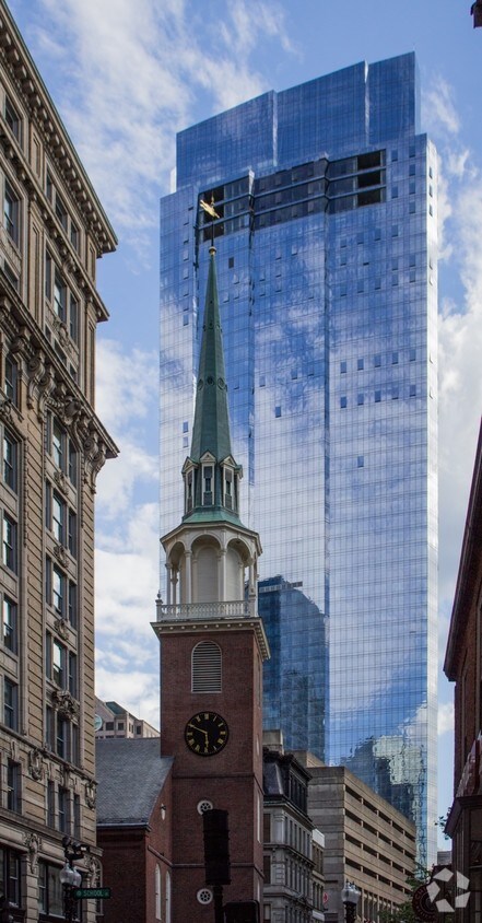 Building Photo - Millennium Tower