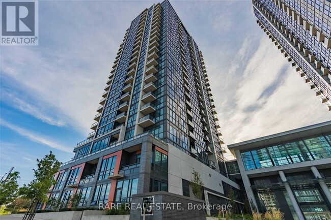 Photo du bâtiment - 55-1255 Eglinton Ave W