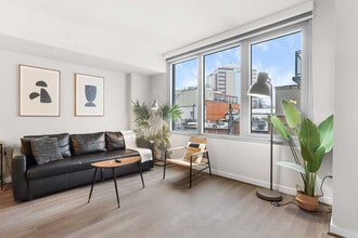 Building Photo - 1122 N Hudson St