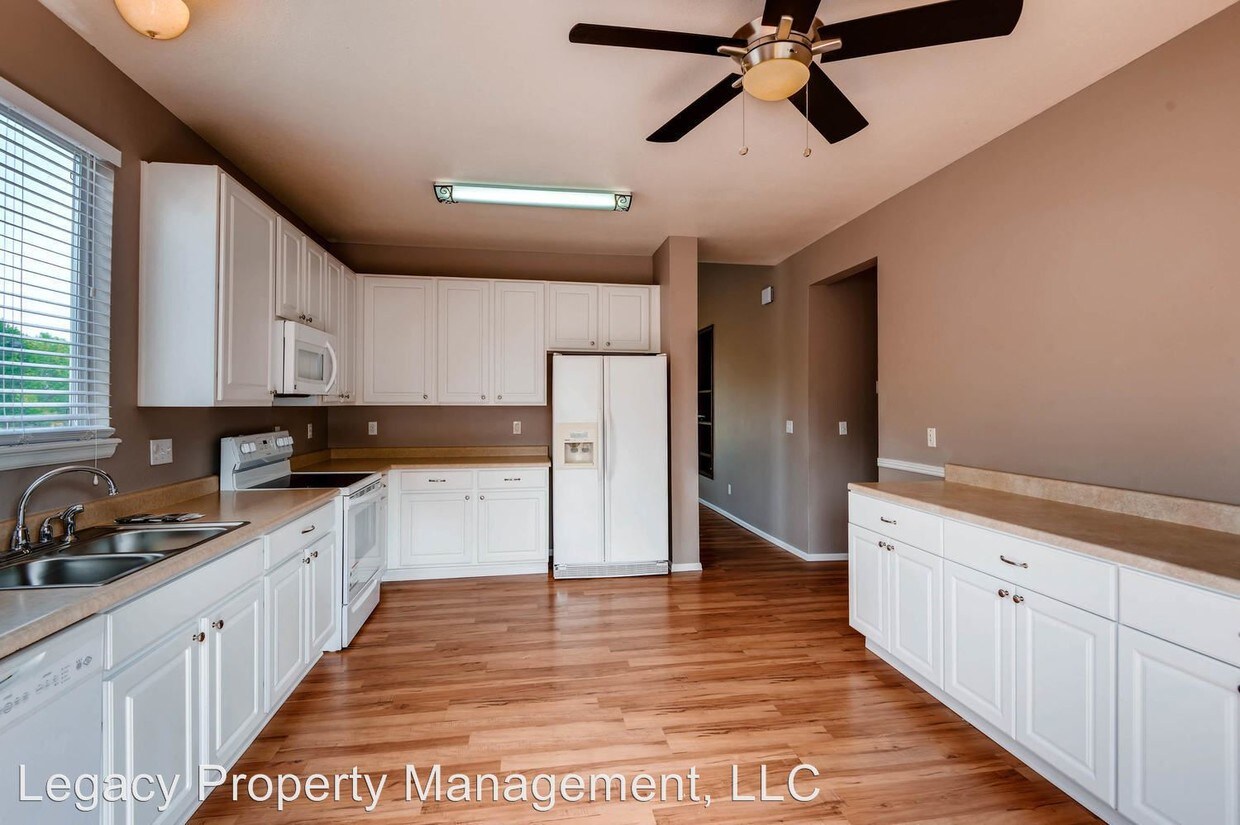 Primary Photo - 3 br, 2 bath House - 10003 Mackay Drive