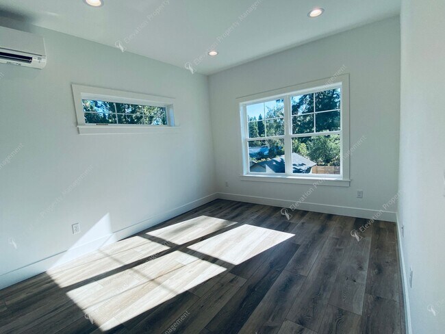 Foto del edificio - Modern 1 BR ADU near Downtown Bend - utili...