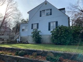Building Photo - 119 Maple Pl