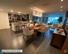 Building Photo - 9400 W Bay Harbor Dr