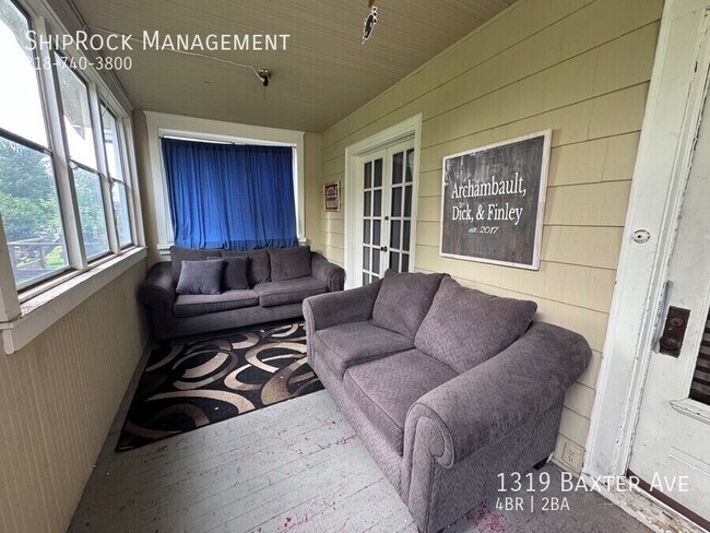 Foto del edificio - 1319 Baxter Ave