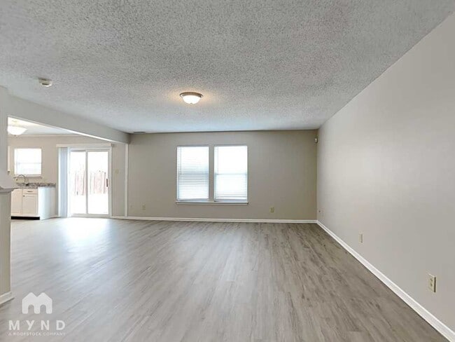 Building Photo - 10386 Cotton Blossom Dr