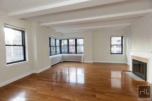 Building Photo - 400 E 57th St