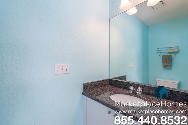 Building Photo - 2243 Andover Cir