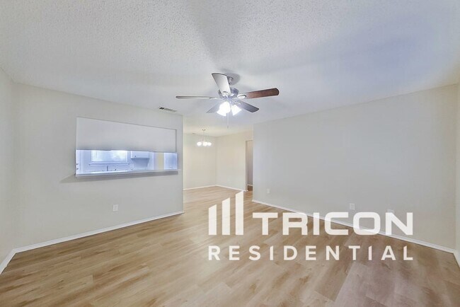 Foto del edificio - 4805 Sugar Tree Ct