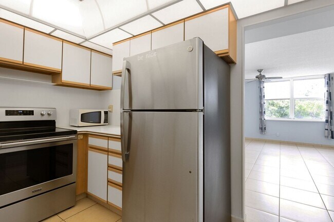 Foto del edificio - Charming 1BR Condo in Fort Lauderdale