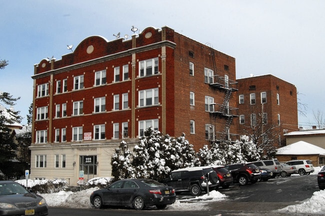 Building Photo - Paulison Arms