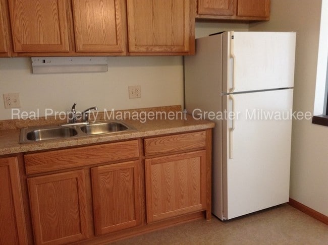 Building Photo - 1118 Fleetfoot Dr
