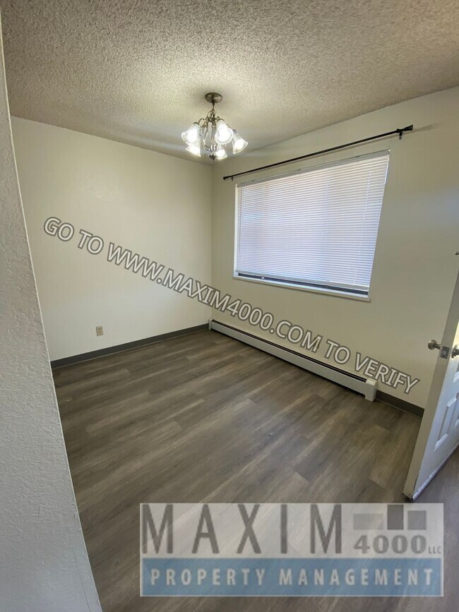 Foto del edificio - 3043 Shawnee Pl