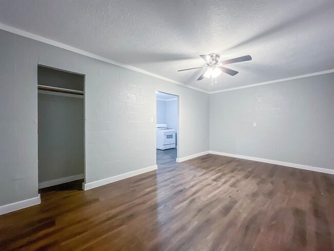 Building Photo - 415 N Beauregard St