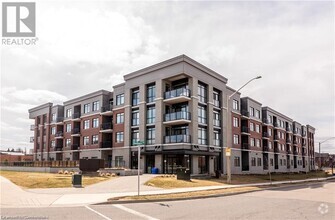 Building Photo - 1 Redfern Ave