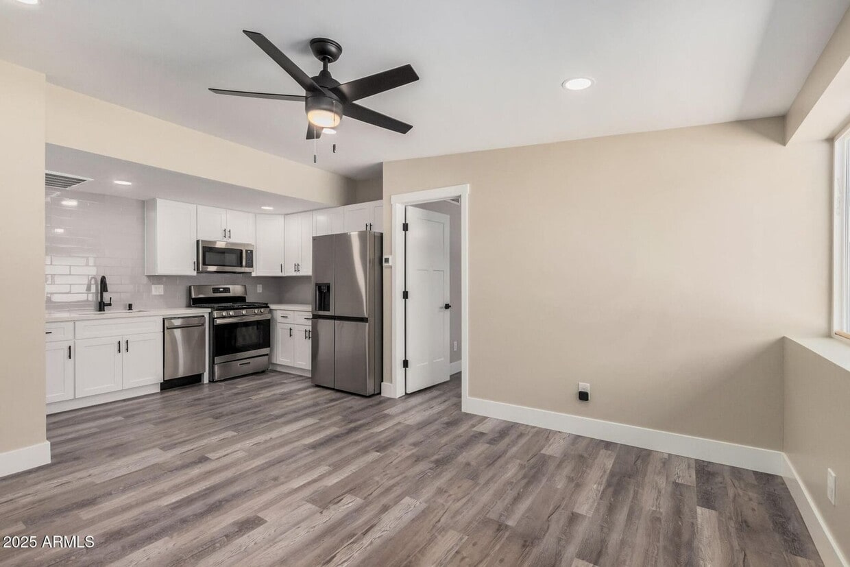 Foto principal - 3331 N 66th Pl