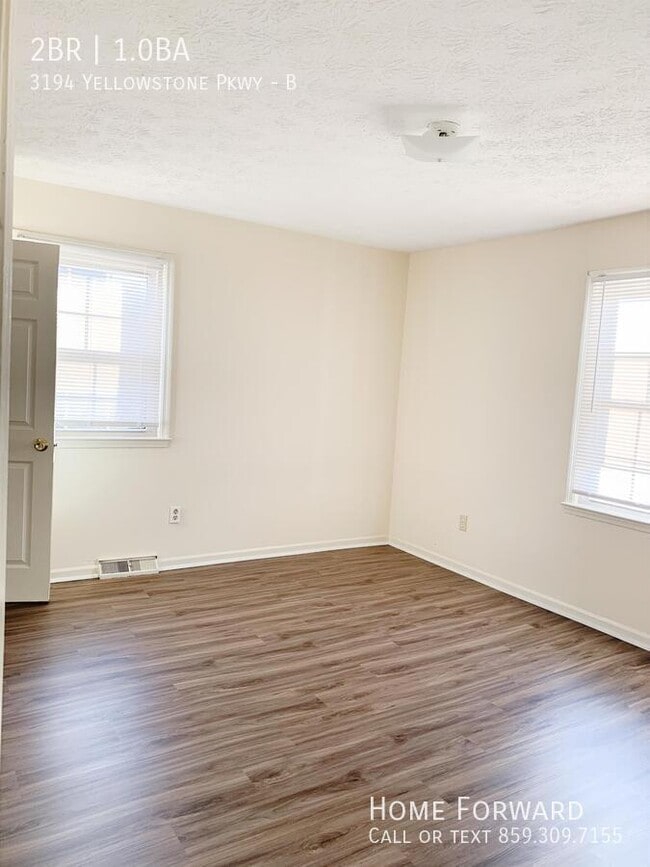 Building Photo - 3194 Yellowstone Pkwy