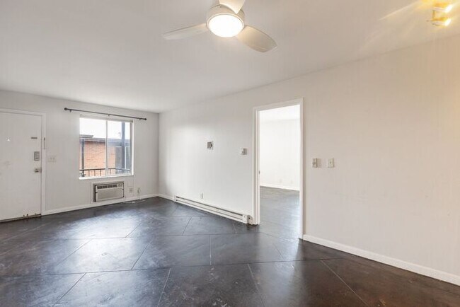 Foto del edificio - Prime Location 1 beroom-1 bathroom in Green Hills