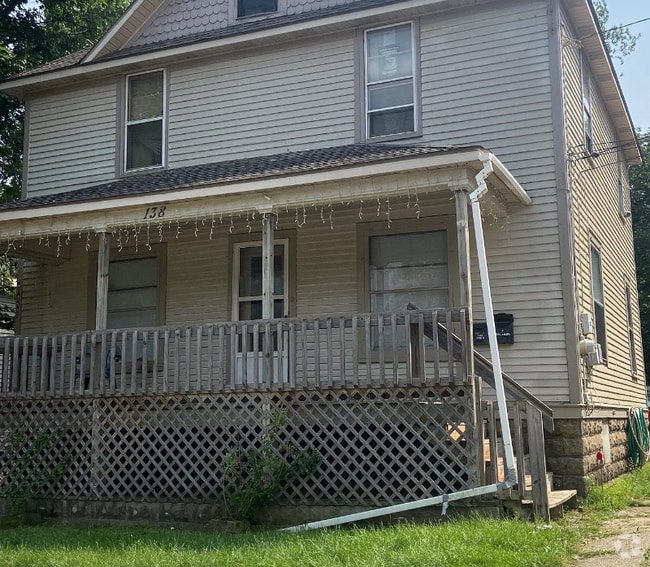 Building Photo - 138 E Stockbridge Ave
