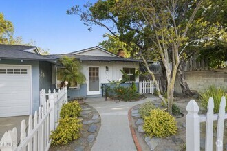 Building Photo - 3644 Stancrest Dr