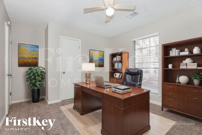 Foto del edificio - 150 Domino Ct