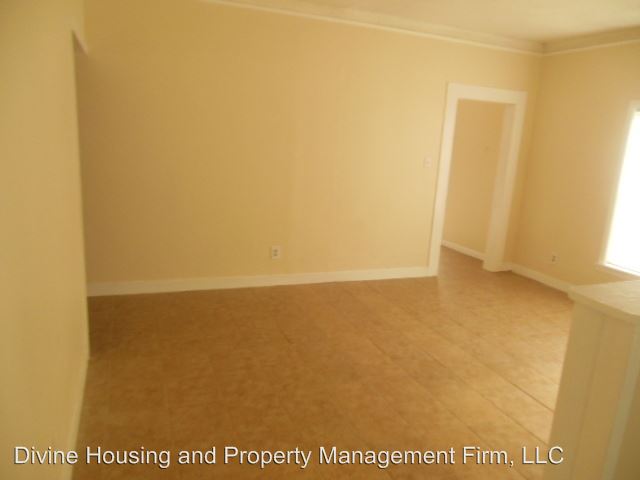 Building Photo - 1207 Finley Blvd