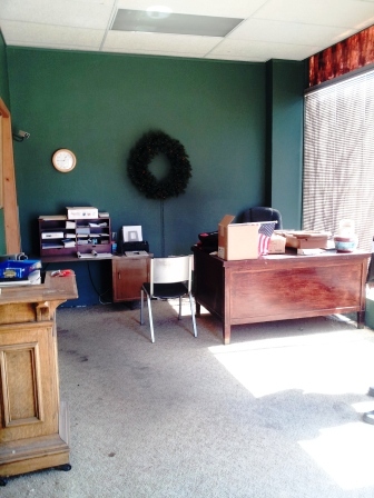 Front Office - 6405 N Wayne Ave