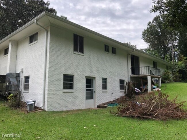 Foto del edificio - 3 br, 2 bath House - 307 Willow Rd