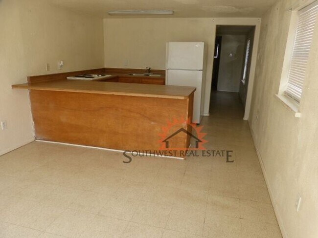Foto del edificio - Need a home on budget - take a look!