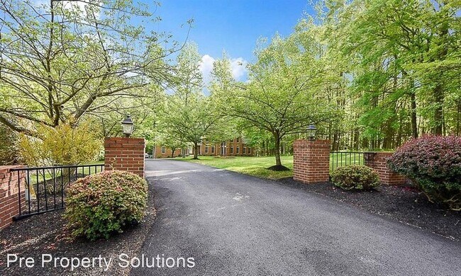 Foto del edificio - 5 br, 4 bath House - 3416 Burgh Lane