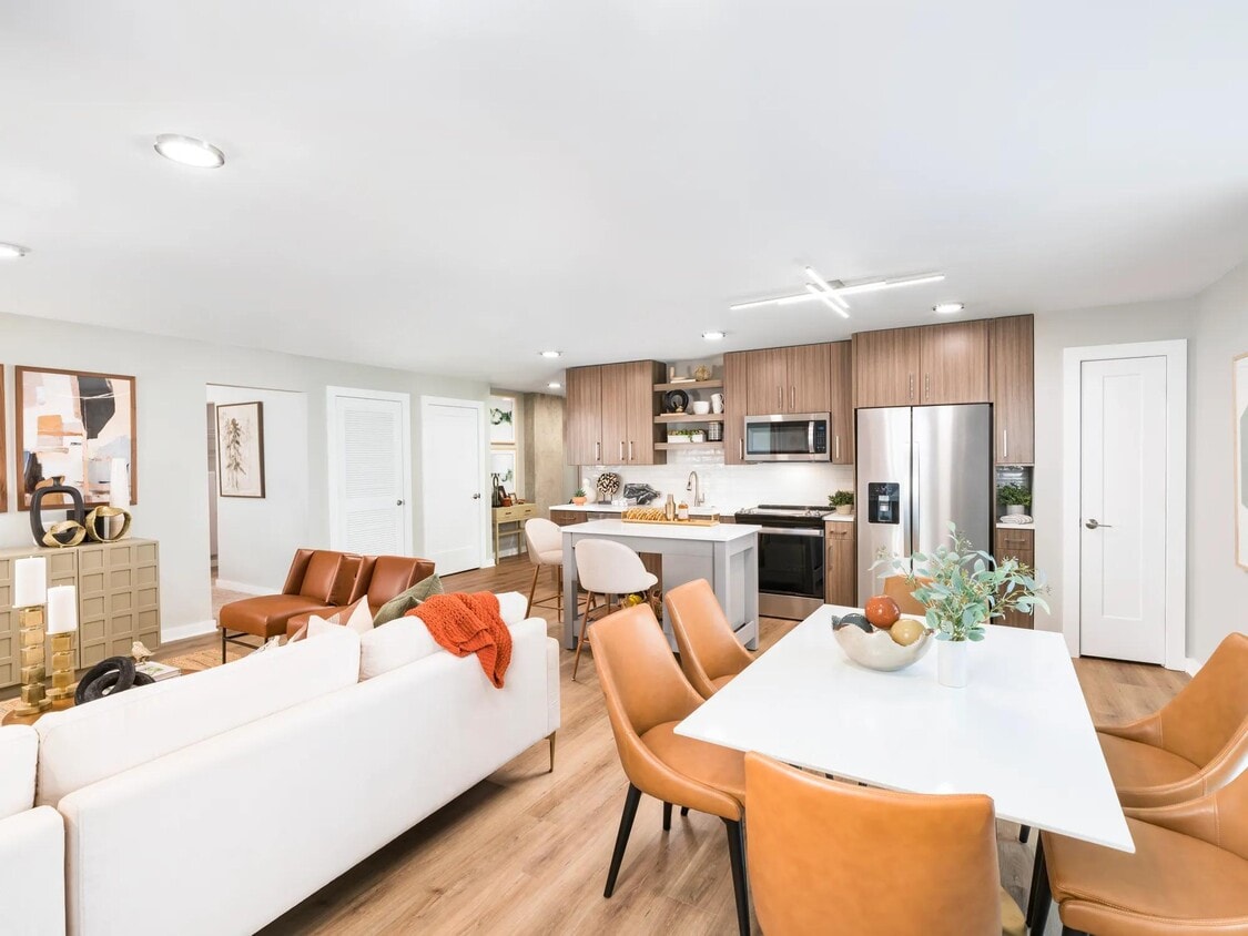 Stylish studio to 3 bedroom homes designed with flexible den spaces! - Modera LoSo
