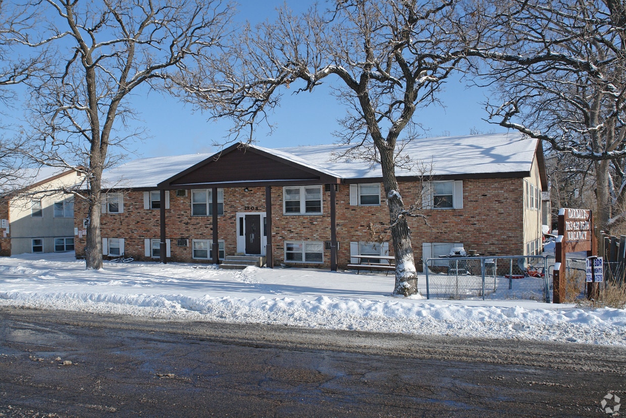 2808 Verndale Ave, Anoka, MN 55303 Apartments in Anoka, MN