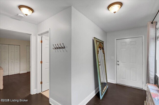 Foto del edificio - 44 Lake Ave