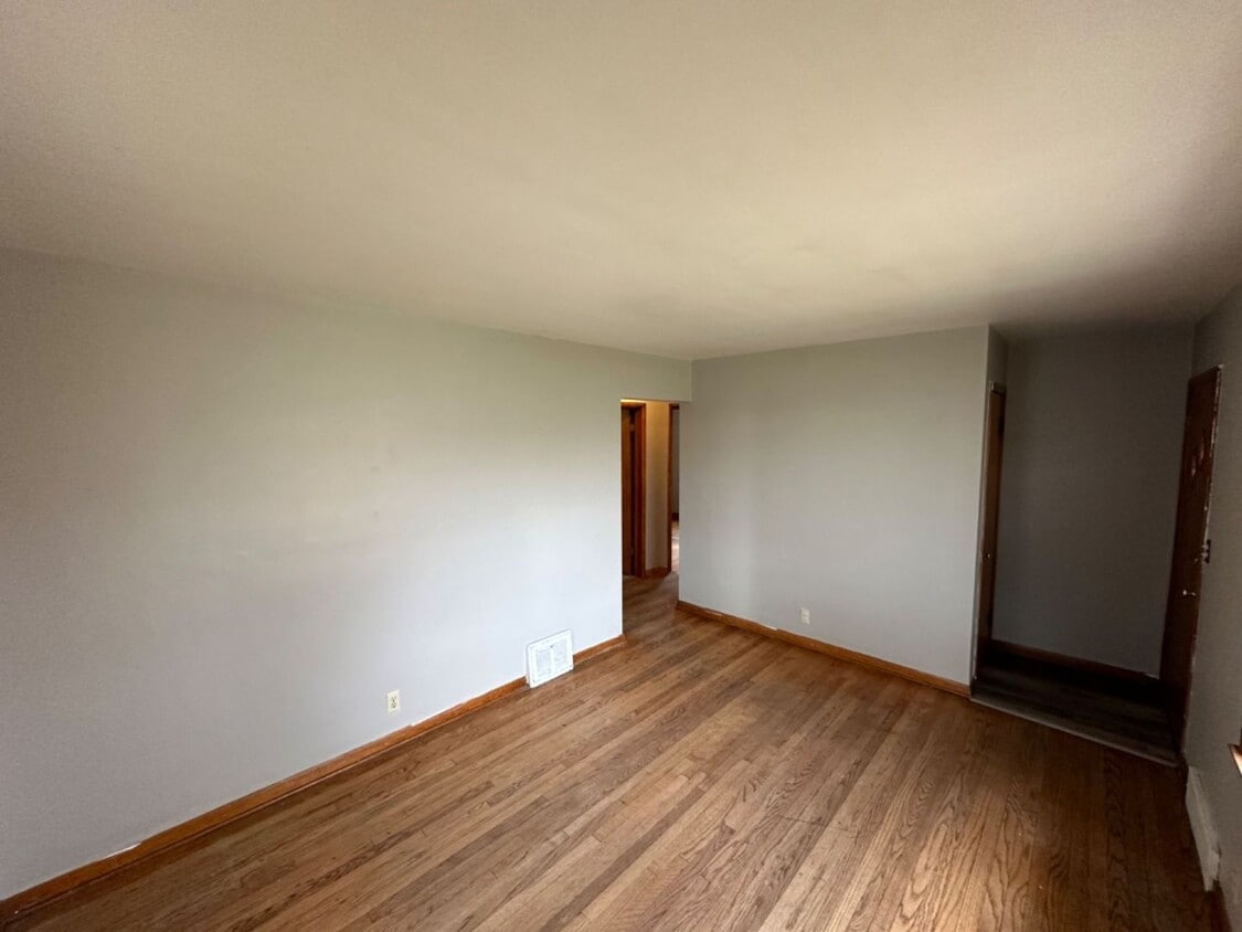 Primary Photo - 2 Bedroom Single Family