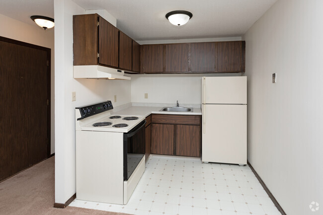 Studio, 1BA - 435SF - Woodmere Apartments