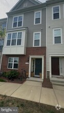 Building Photo - 7302 Wood Trail Dr