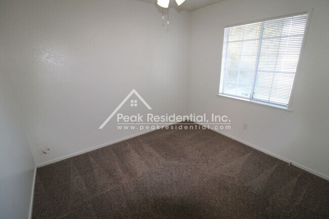 Building Photo - 3 br, 1 bath House - 6837 Bismarck Drive