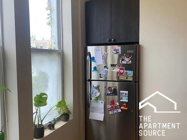 Photo - 1738 W Huron St Apartment