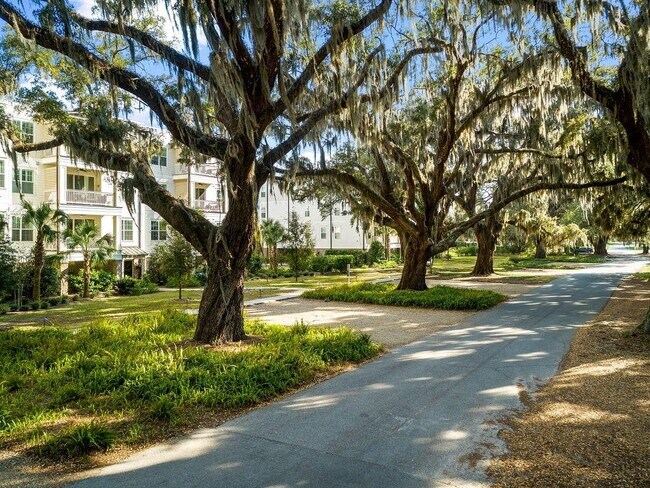 Foto del edificio - 117 Gascoigne Ave