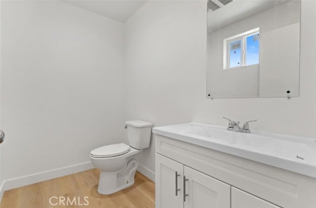 Building Photo - 711 W 80th St
