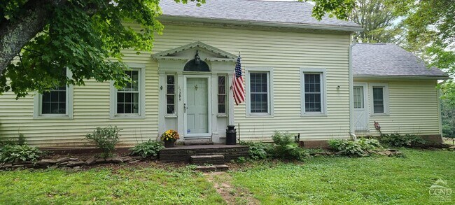 Foto del edificio - 1295 Goshen St