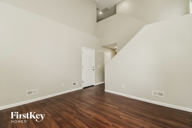 Building Photo - 9370 Pony Gulch Way