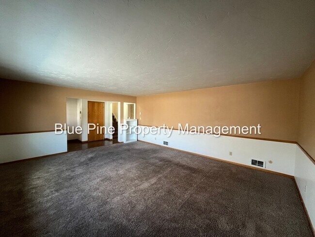 Building Photo - 1570 12th St