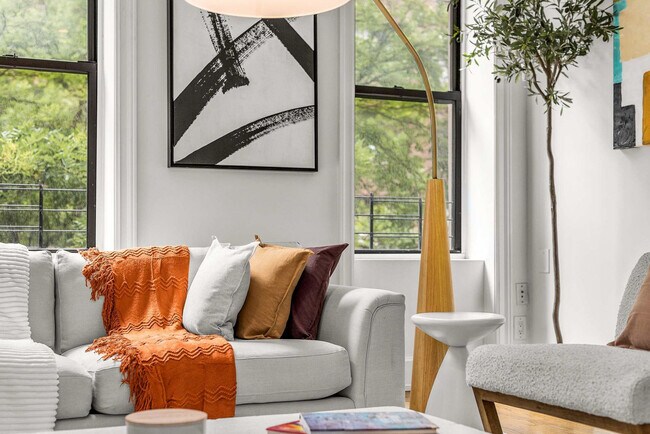 Foto del edificio - 49 W 16th St