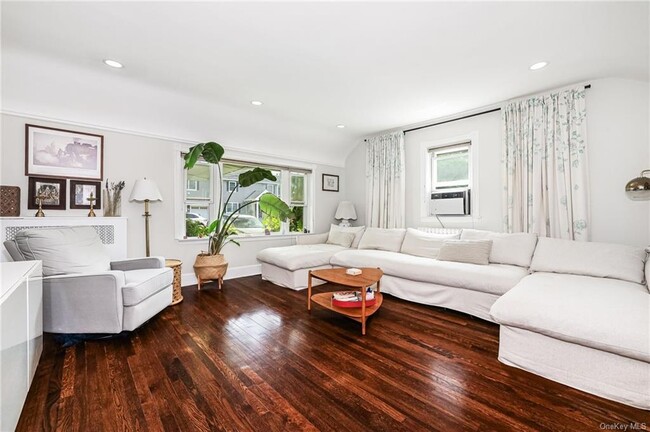 Foto del edificio - 86 Parkway Cir