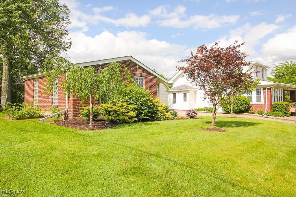 7003 Brecksville Rd Independence, OH 44131 – photo 3