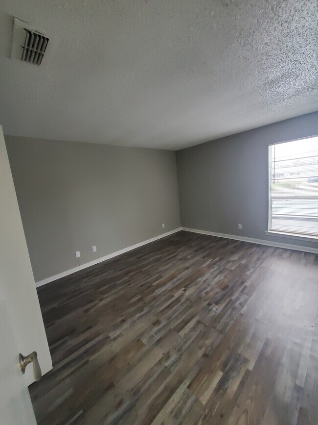 Ashton Park Apartments 1121 Old FM 440 Rd Killeen, TX