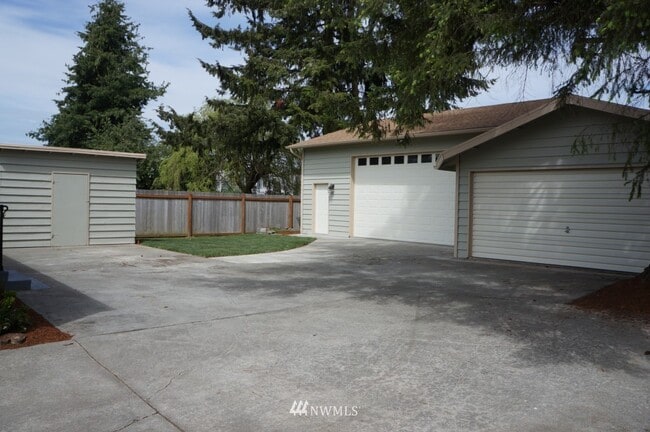Building Photo - 12234 77th Ave S