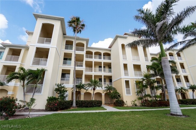 Building Photo - 20031 Sanibel View Cir