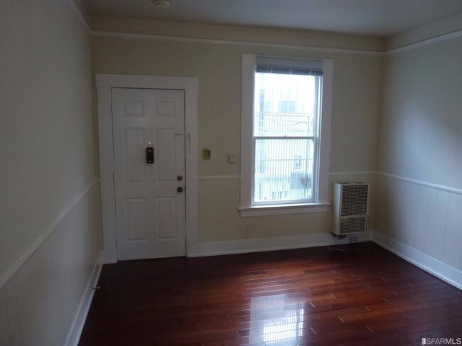 Foto del edificio - 1321 Stevenson St