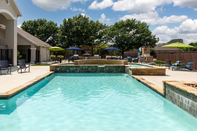 Resort-Inspired Pool - Emerson at Ford Park